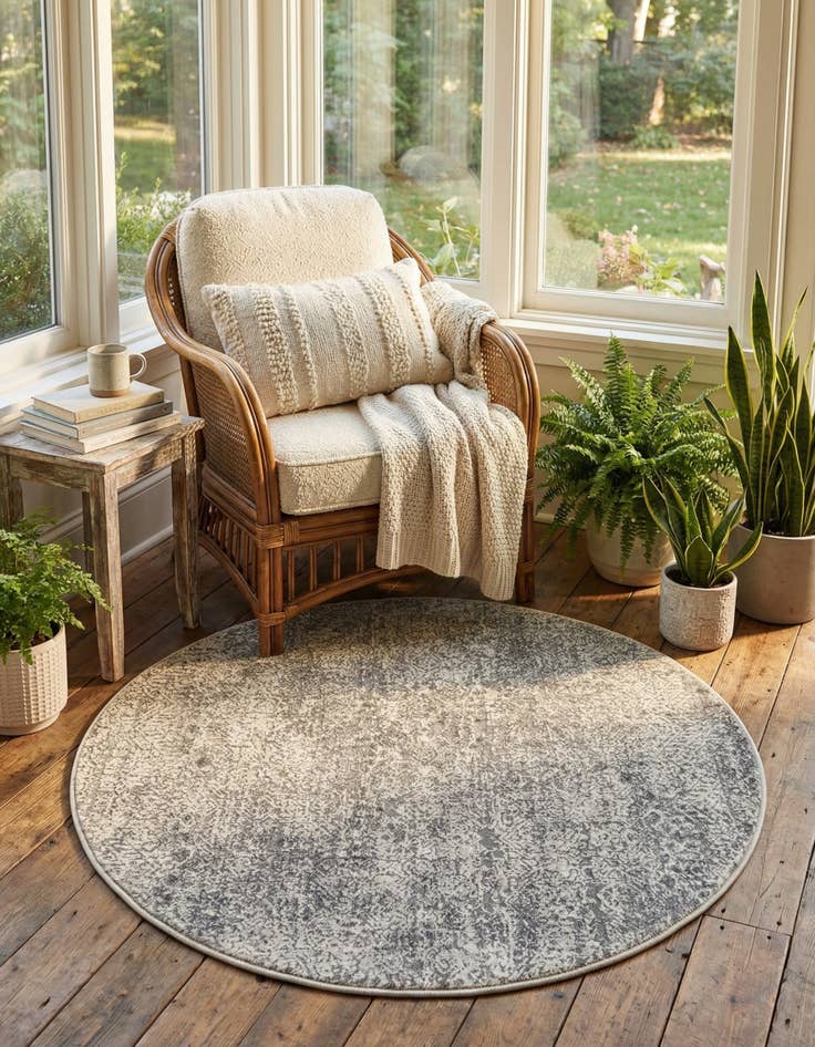 Detail image of 3' 3 x 3' 3 Finsbury Round Rug