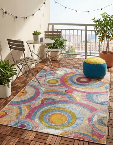 4' x 6' Easy-Clean Modern Indoor / Outdoor Rug
