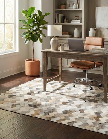 4' 1 x 5' 11 Cowhide Stocks Rug
