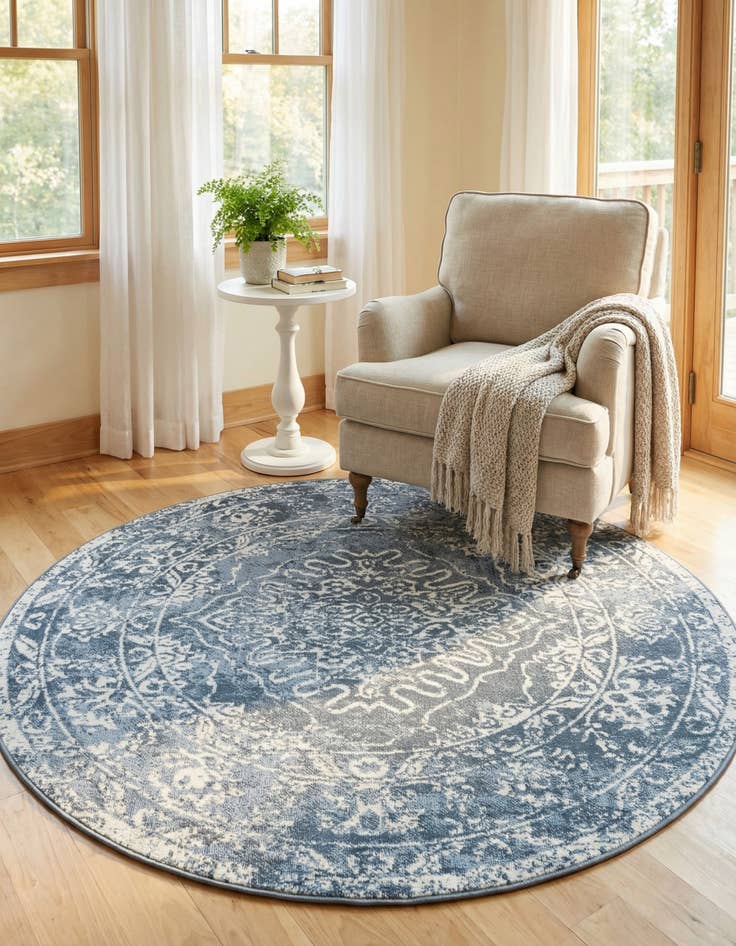 Detail image of 5' x 5' Oxford Round Rug