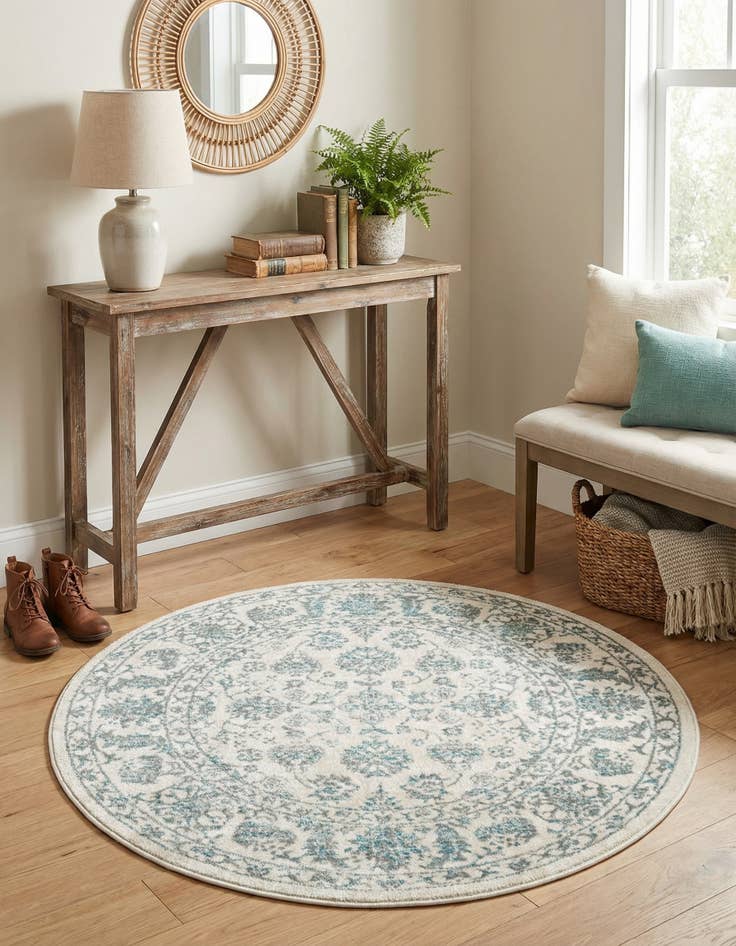 Detail image of 3' 3 x 3' 3 Uptown Central Park Round Rug