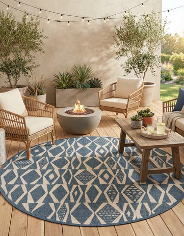 10' x 10' Easy-Clean Baja Indoor / Outdoor Round Rug