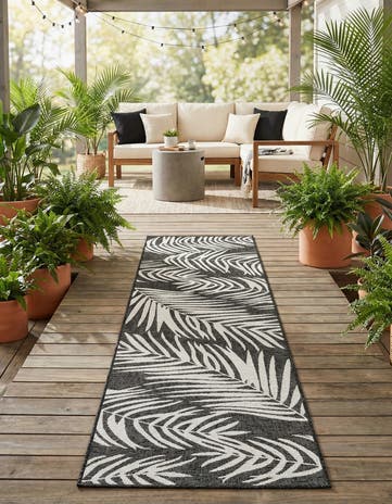 Charcoal Easy-Clean Botanical Indoor / Outdoor Runner Rug