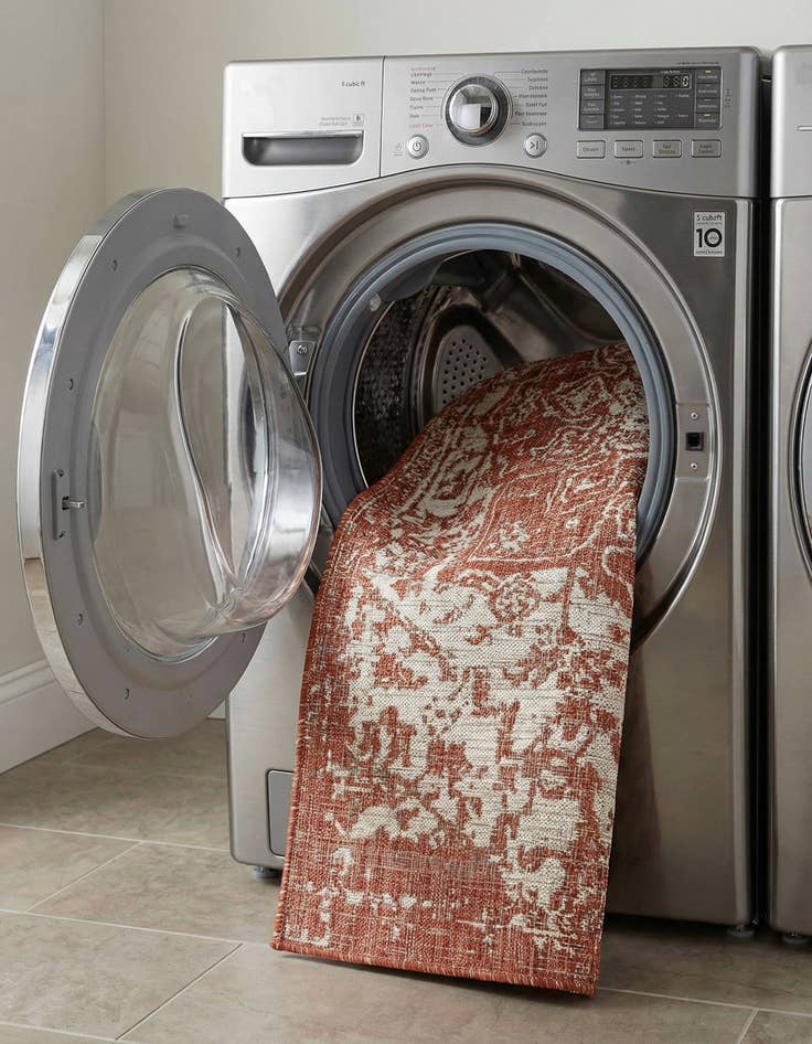 Detail image of 5' 3 x 8'  Washable Jill Zarin Dubai Indoor / Outdoor Rug