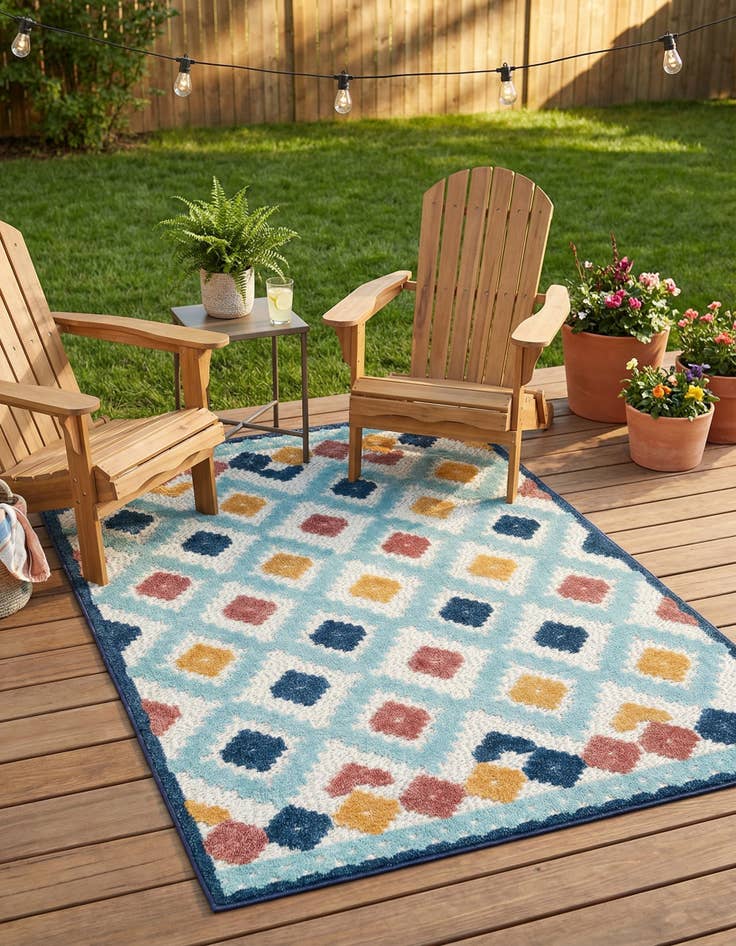 Detail image of 4' x 6'  Washable Belize Indoor / Outdoor Rug