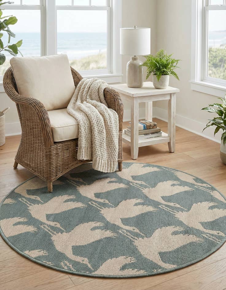 Detail image of  3' x 3'  Washable Coastal Indoor / Outdoor Round Rug