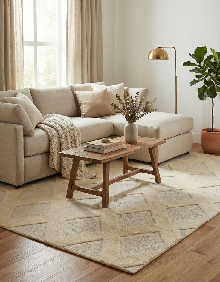 Detail image of  6' 1 x 9'  Hand Woven Lattice Wool Rug