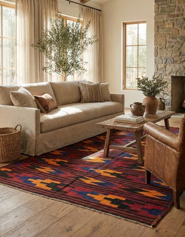 5' 5 x 9' 9 Hand Woven Kilim Fars Wool Rug