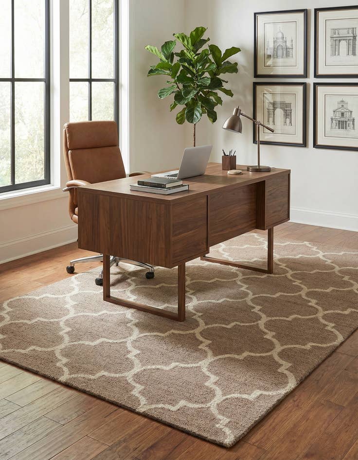 Detail image of 5' 1 x 8' Luna Wool Rug