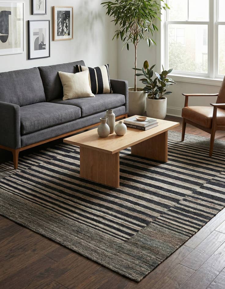 Detail image of 5' 4 x 6' 2  Hand Woven Kilim Modern Wool Rug