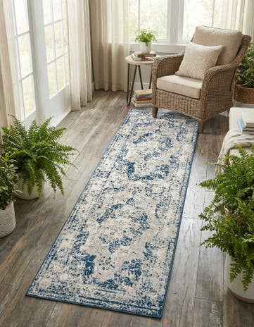 2' x 6' 7 Monte Carlo Runner Rug