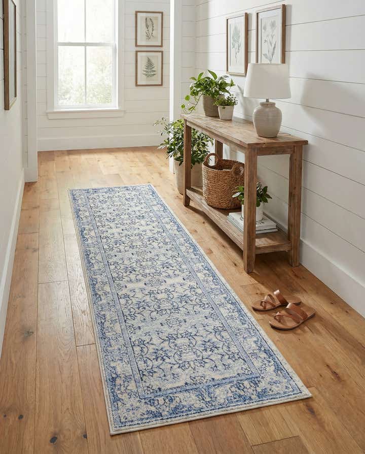 2' 7 x 10' Miranda Runner Rug
