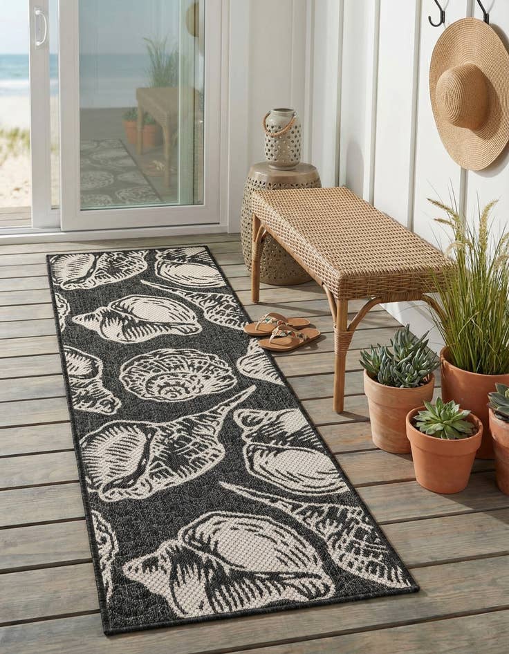 Detail image of 2' x 6'  Washable Coastal Indoor / Outdoor Runner Rug
