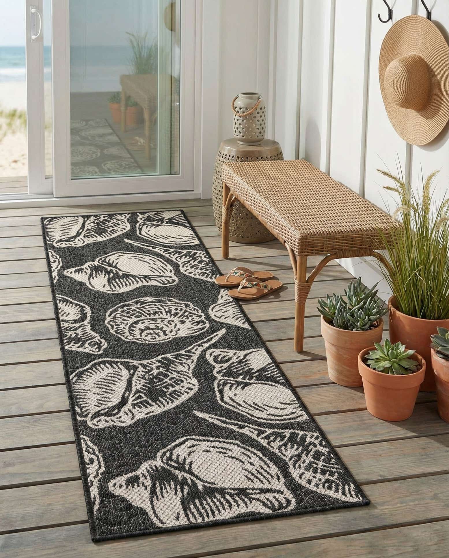 2' x 6' Easy-Clean Coastal Indoor / Outdoor Runner Rug