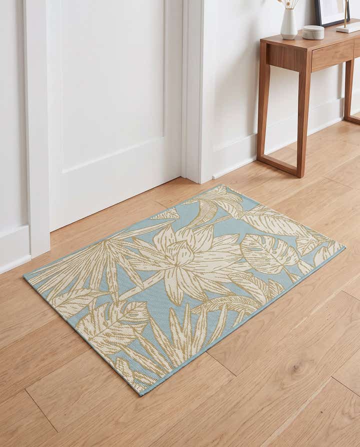 2' x 3' Easy-Clean Botanical Indoor / Outdoor Rug