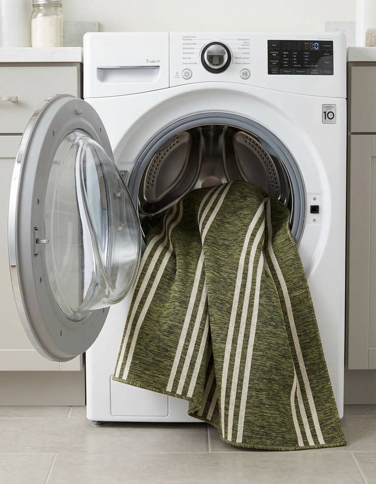 Detail image of 7' 10 x 10'  Washable Jill Zarin Anguilla Indoor / Outdoor Rug