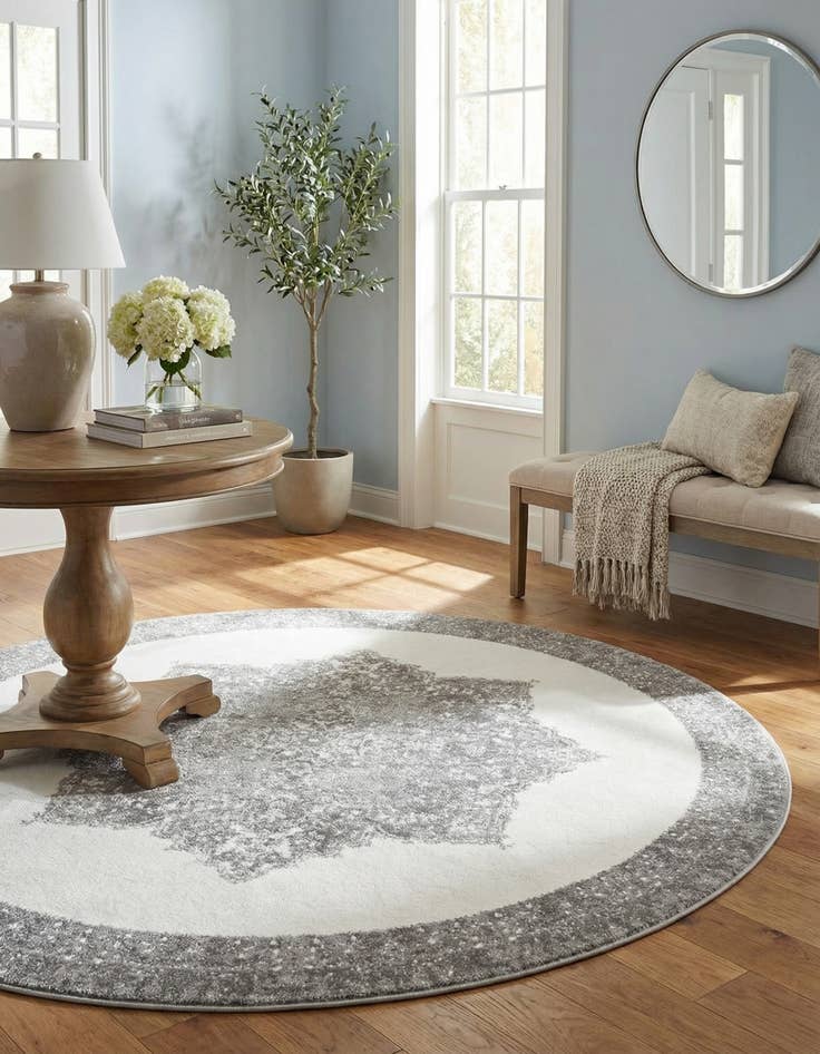 Detail image of  8' x 8' Veneto Round Rug