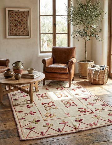 4' 1 x 5' 8 Hand Woven Kilim Suzani Wool Rug