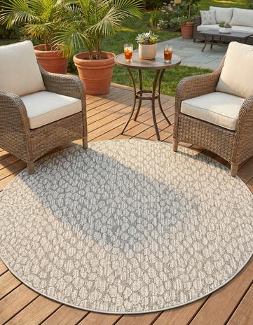 5' 3 x 5' 3 Easy-Clean Safari Indoor / Outdoor Round Rug