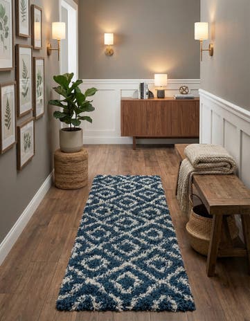 2' x 5' Lattice Shag Runner Rug