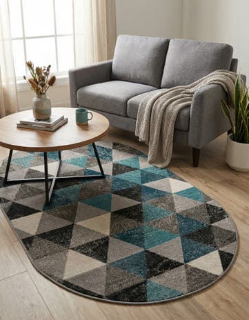 3' 3 x 5' 3 Valencia Oval Rug