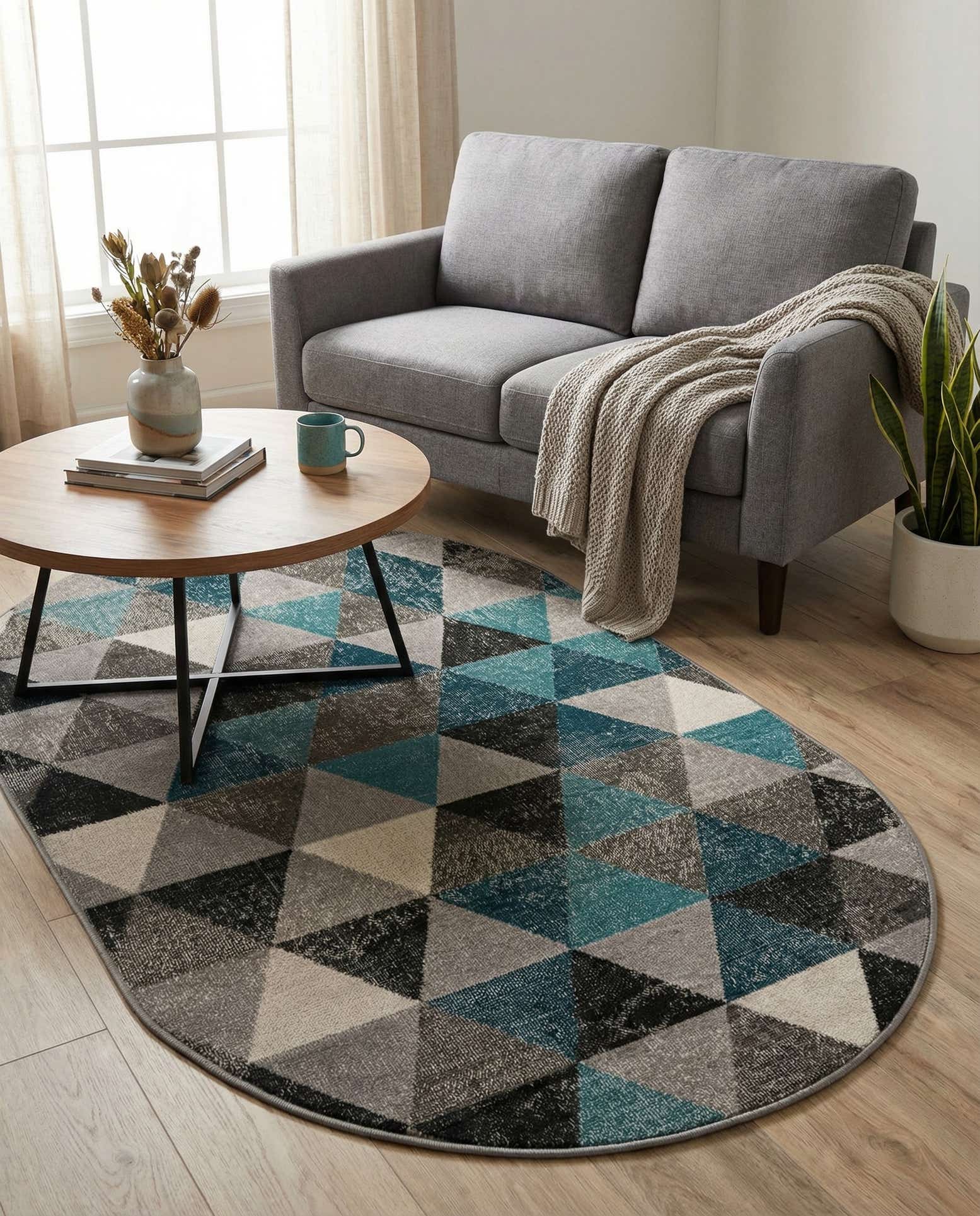3' 3 x 5' 3 Valencia Oval Rug