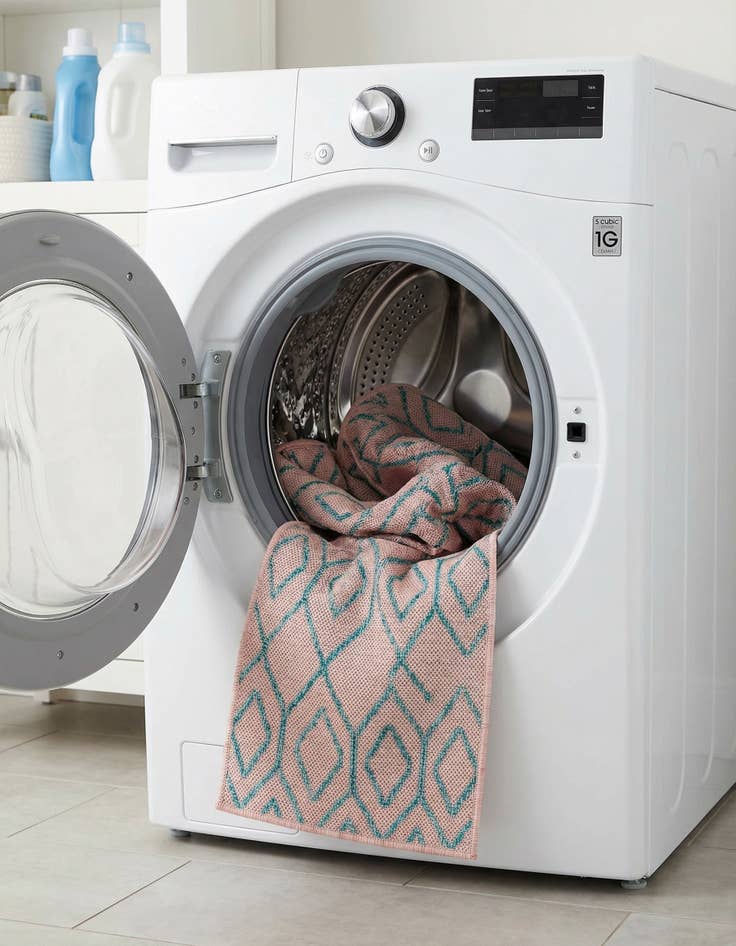 Detail image of 2' x 6'  Washable Jill Zarin Turks and Caicos Indoor / Outdoor Runner Rug