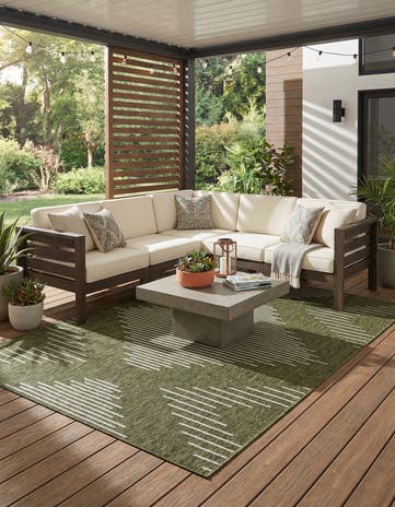 Green Easy-Clean Modern Indoor / Outdoor Rug