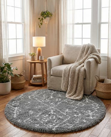  5' 3 x 5' 3 Moroccan Shag Round Rug