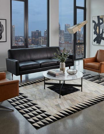 5' x 7' 10 Cowhide Leather Rug