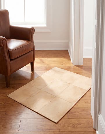 2' 1 x 3' 1 Cowhide Leather Rug