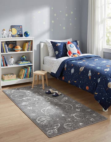 2' 2 x 3' 11 Planets Whimsy Kids Runner Rug