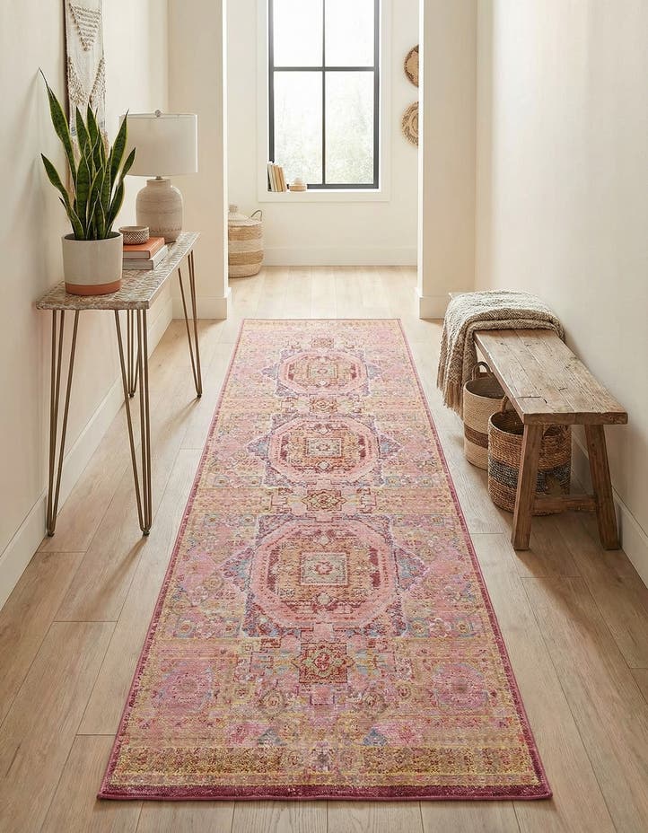 2' 7 x 9' 10 Alexis Runner Rug