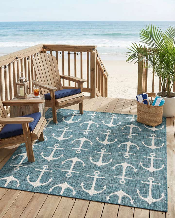 7' 10 x 7' 10 Easy-Clean Coastal Indoor / Outdoor Square Rug