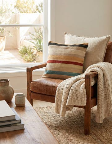 2' 6 x 2' 6 Hand Woven Pillow Wool Square Rug