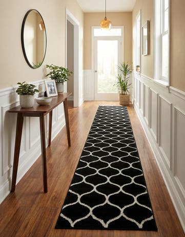 Black Lattice Frieze Runner Rug