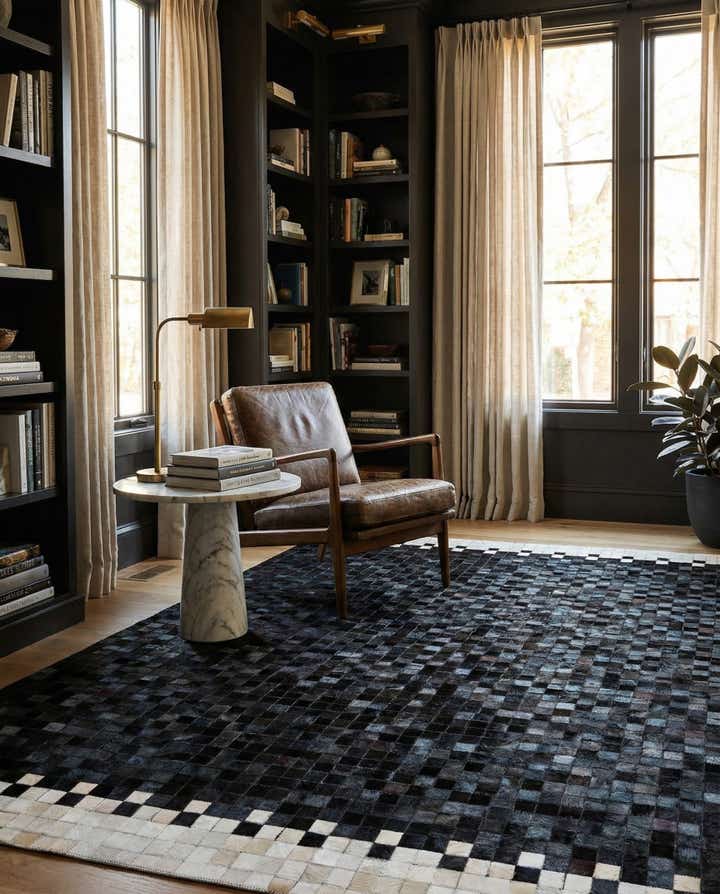 5' 2 x 8' Cowhide Stocks Rug