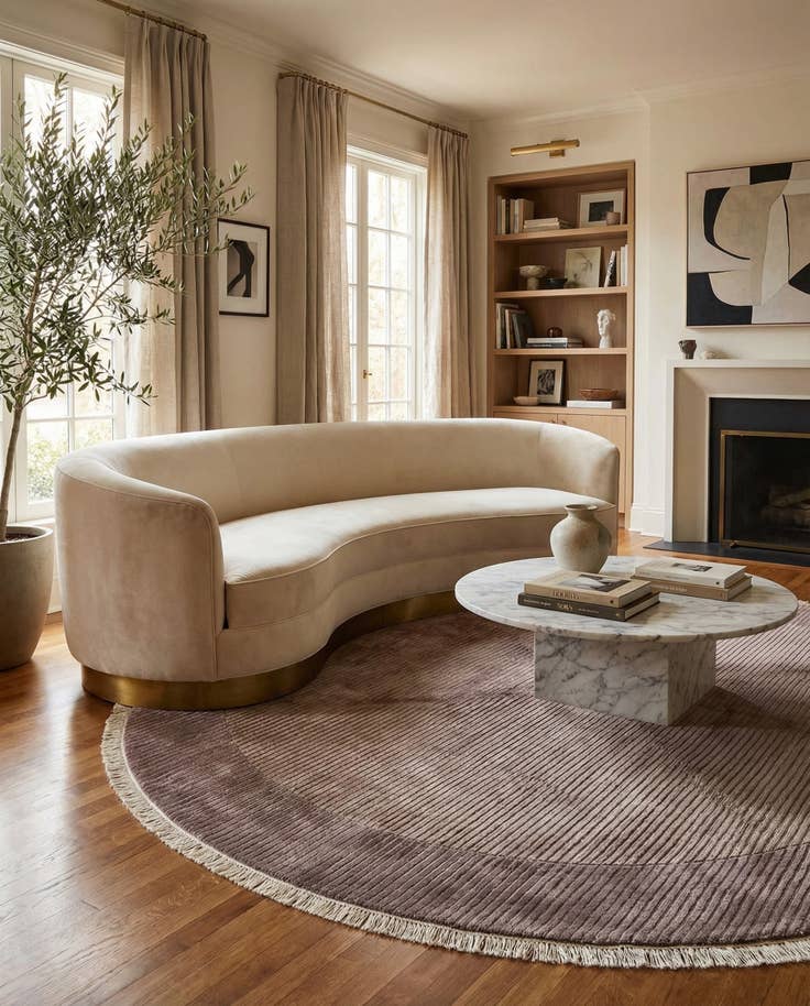Detail image of 6' 7 x 6' 7 Hand Knotted Darya Wool Round Rug