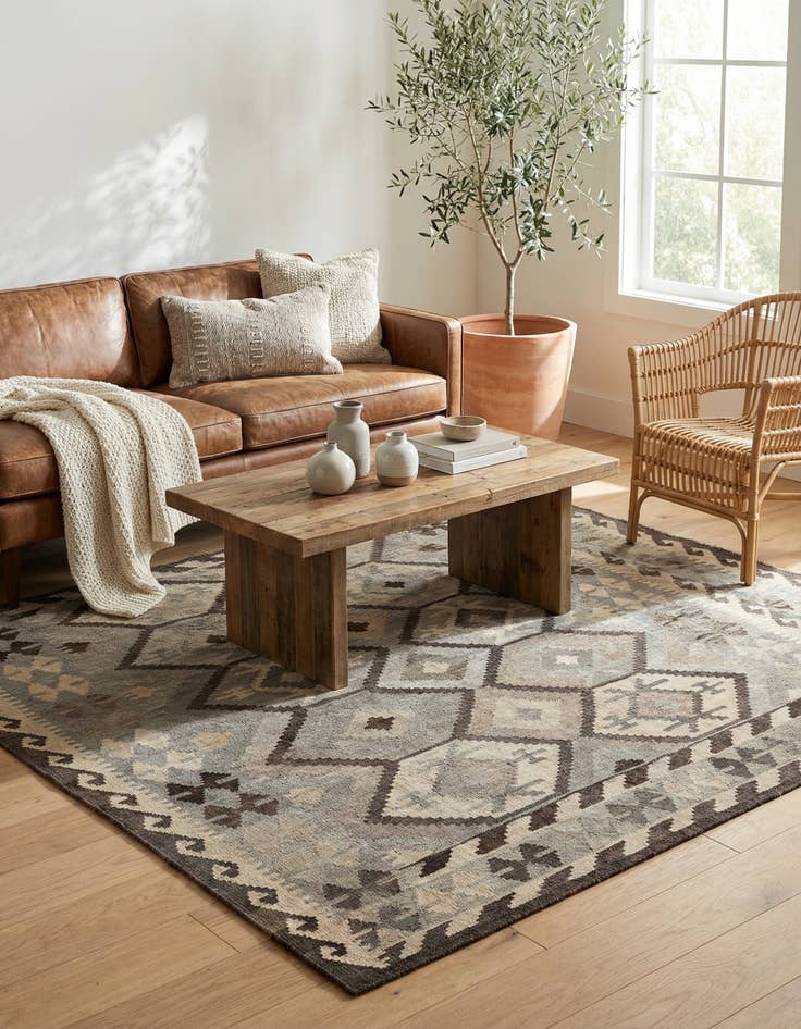 Detail image of 5' 2 x 6' 6  Hand Woven Kilim Maymana Wool Rug