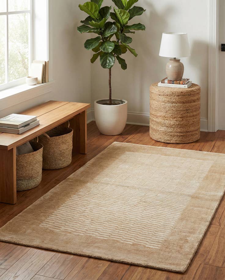Detail image of 2' 8 x 4' 7 Hand Knotted Darya Wool Rug