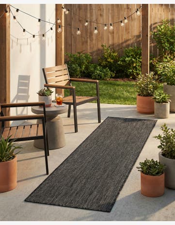 Black Easy-Clean Solid Indoor / Outdoor Runner Rug