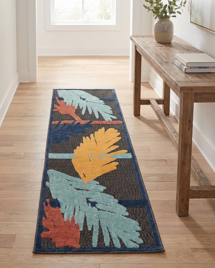 Detail image of 2' x 8' Easy-Clean Belize Indoor / Outdoor Runner Rug