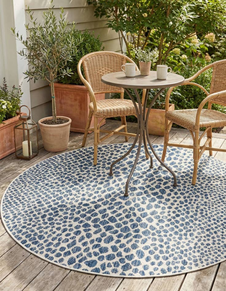 Detail image of 4' x 4'  Washable Jill Zarin Cape Town Indoor / Outdoor Round Rug