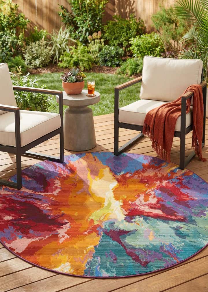5' x 5' Easy-Clean Modern Indoor / Outdoor Round Rug