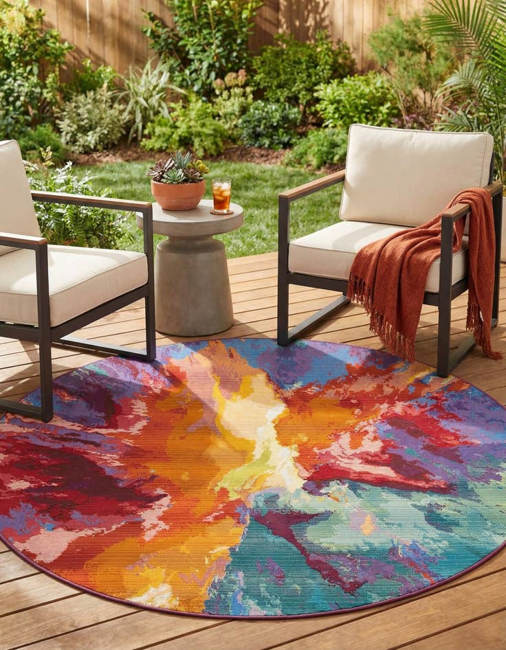 Detail image of 5' x 5'  Washable Modern Indoor / Outdoor Round Rug