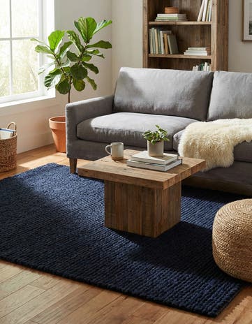 4' 1 x 6' 1 Hand Woven Lana New Zealand Wool Rug