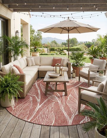Rust Red Easy-Clean Botanical Indoor / Outdoor Round Rug