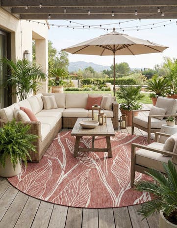 Rust Red Easy-Clean Botanical Indoor / Outdoor Round Rug
