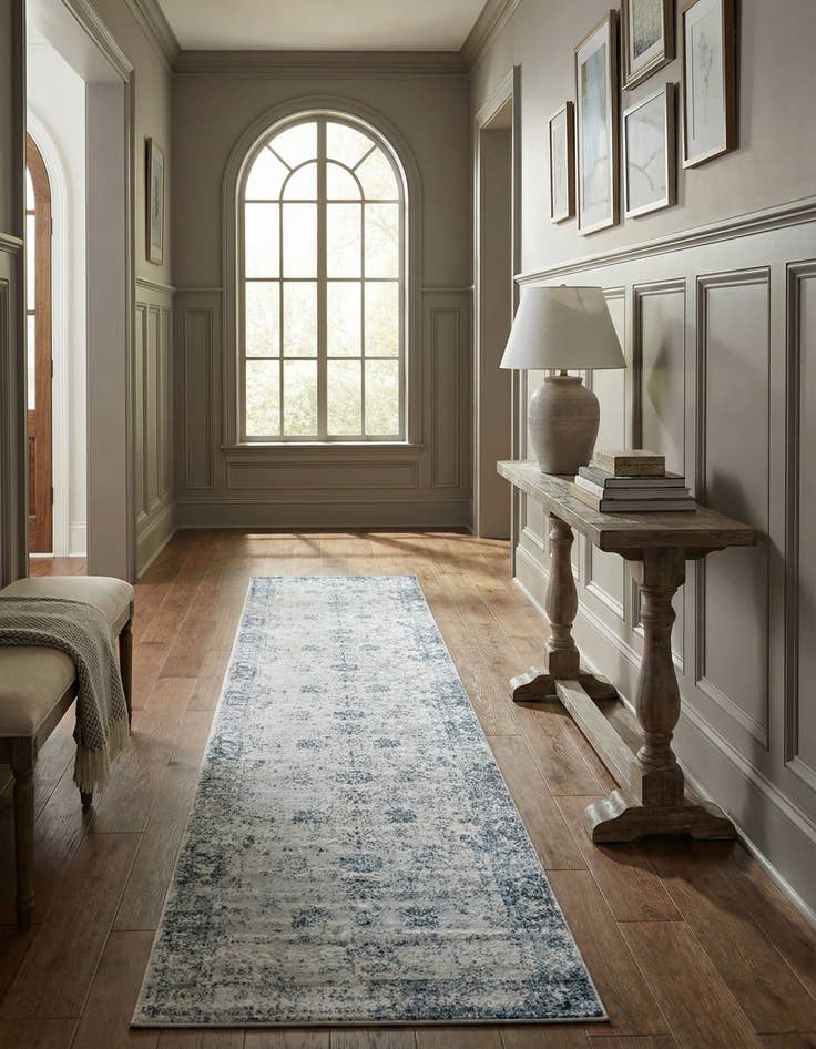 Detail image of 3' 3 x 19' 8 Monaco Runner Rug