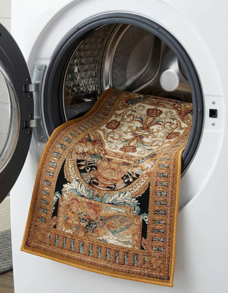 Detail image of 2' x 5'  Washable Traditional Indoor / Outdoor Runner Rug